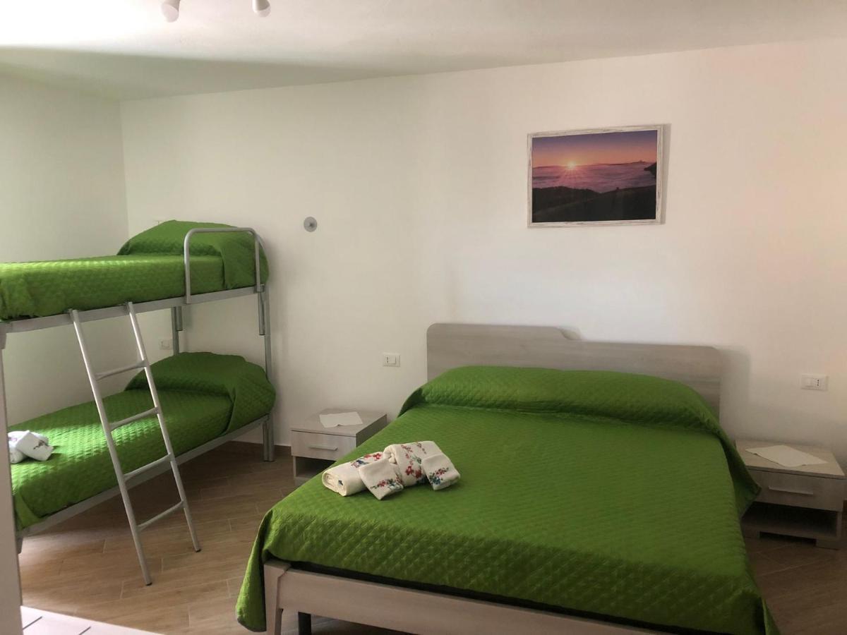 La Casa Del Borgo Bed & Breakfast เปตราเลียโซปรานา ภายนอก รูปภาพ
